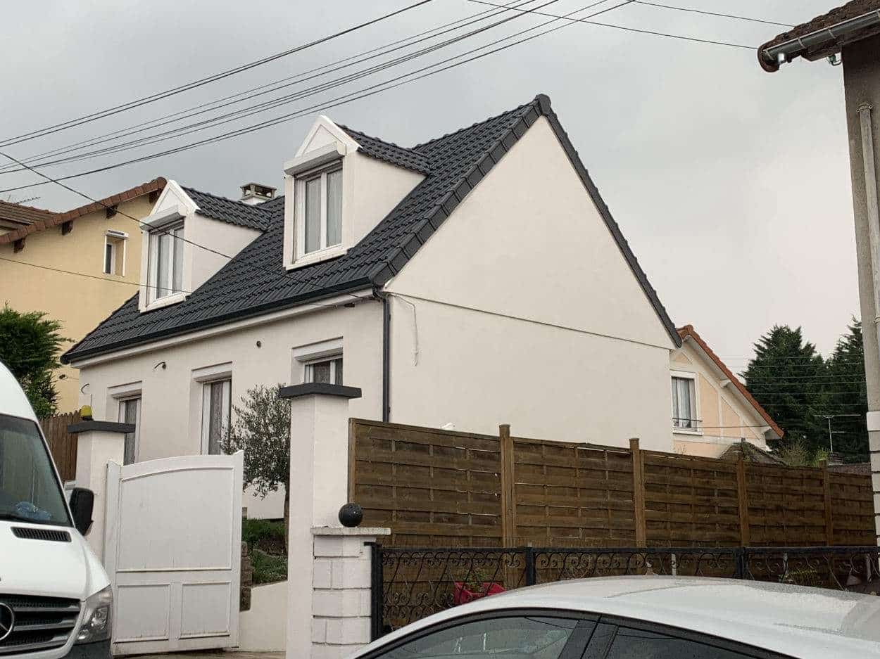 Maison après ravalement et ITE — MG Rénovation Essonne